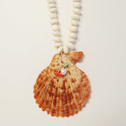 Seashell necklace with mother of pearl and gold charms