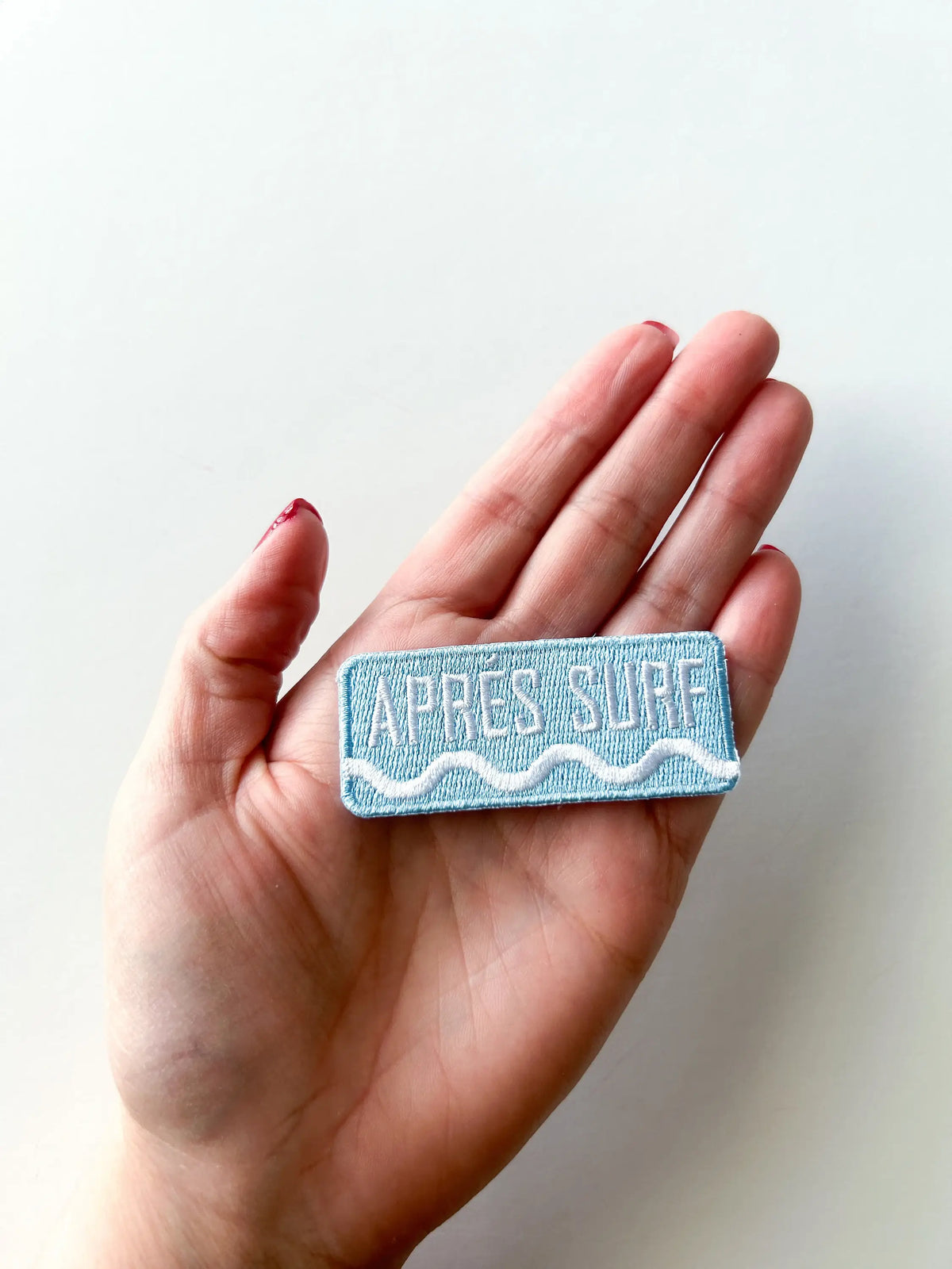 Après Surf embroidered iron-on patch, view 4