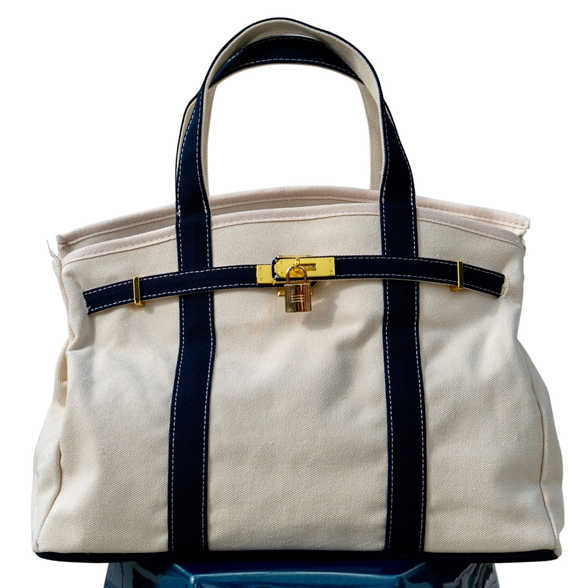 Boatkin bag with navy trim front view