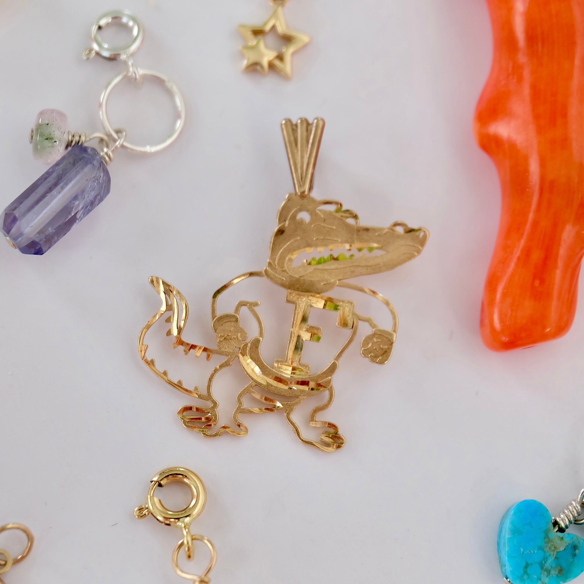 Vintage Florida gators charm 14K gold by Michael Anthony jewelry. 